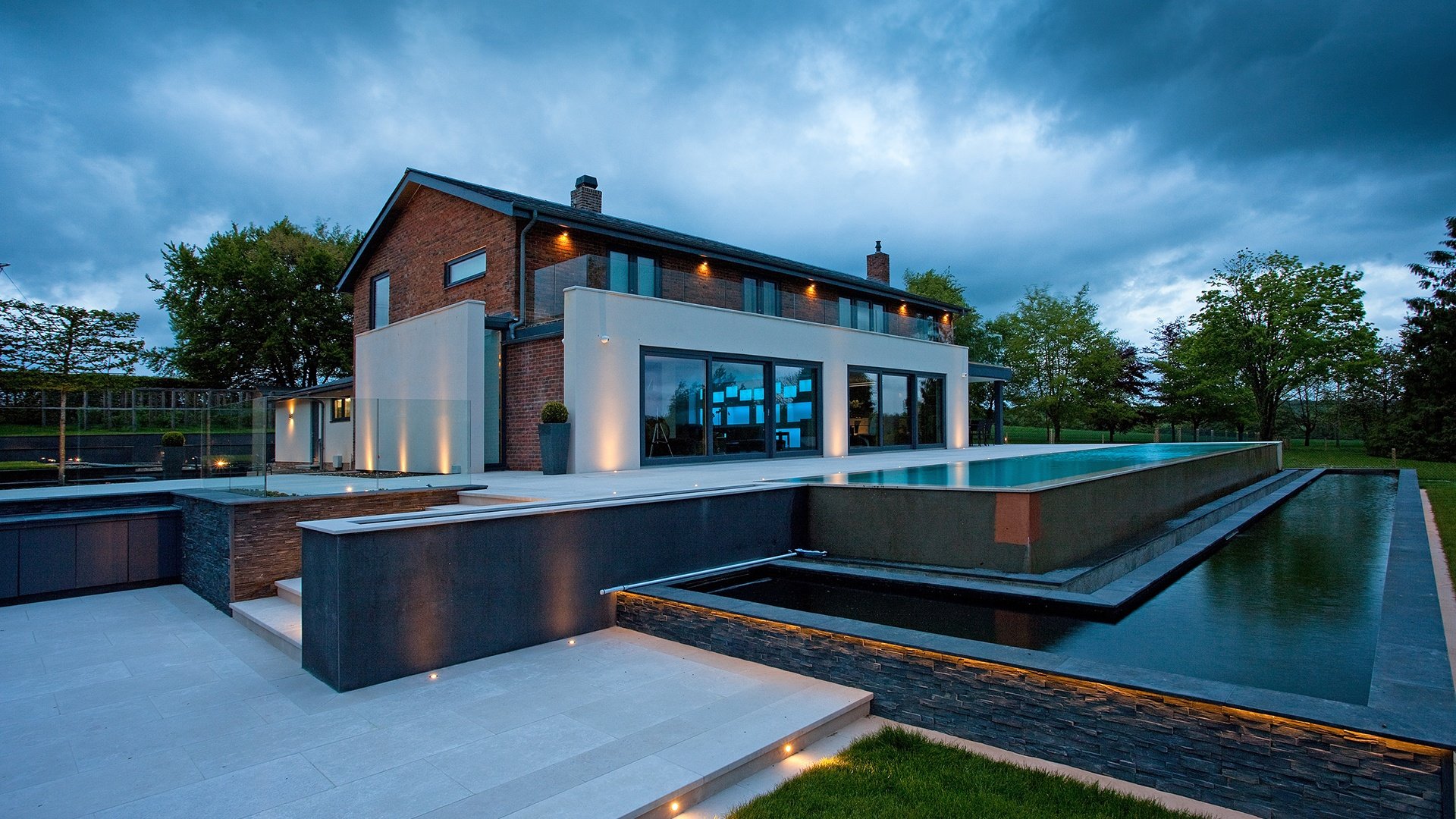 Contemporary Residence