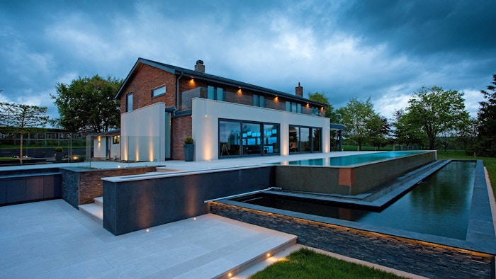 Contemporary Residence
